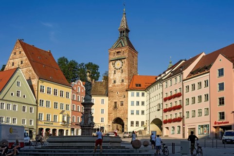 Medieval gate tower, town gate Schmalzturm or beautiful tower, Marienbrunnen, main square, old town