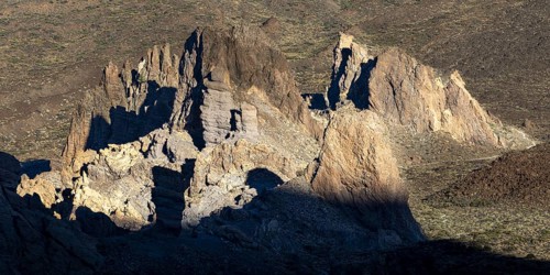 Panorama during the ascent to the Alto de Guajara, 2715m, to the bizarrely shaped towers of