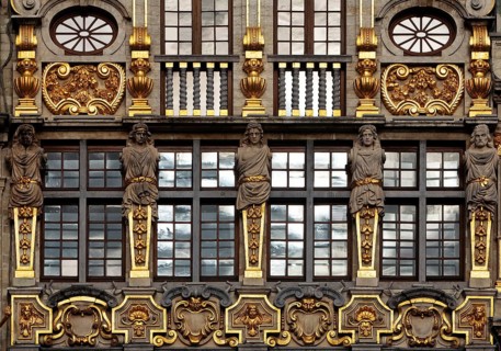 Baroque façade of the guild house Le Sac, guild of carpenters, joiners and coopers, Grand-Place,