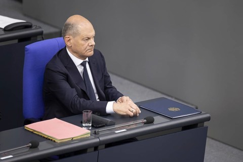 Olaf Scholz (SPD), Federal Chancellor, in the plenary session of the German Bundestag in Berlin, 26