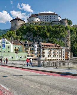 View of the medieval Kufstein Fortress on the River Inn, Kufstein, Tyrol, Austria, Europe