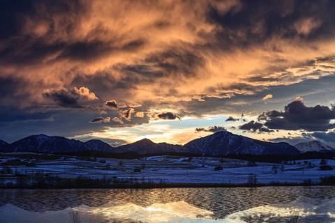 Cloudy mood, morning light, reflection of mountains in lake, icy, snow, winter, Riegsee, view of