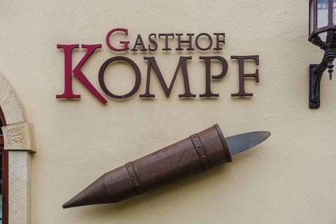 Gasthof Kompf, Swabian inn, restaurant, lettering, letters, facade, half-timbered house, tradition,