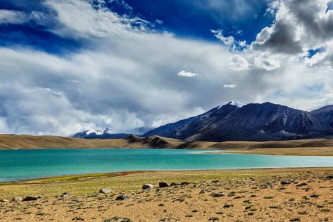 Himalayan lake Kyagar Tso in Himalayas, Ladakh, Jammu and Kashmir, India, Asia