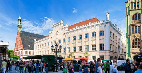 Today, Zwickau is a large district town in the south-west of the Free State of Saxony. The city is