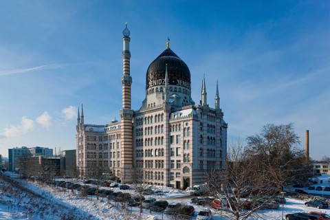 Yenidze in winter, formerly a cigarette factory, is now an office block with a restaurant and 1001