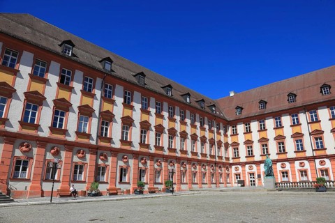 In the city centre of Bayreuth, the Old Palace the statue of Maximilian II. King of Bavaria,