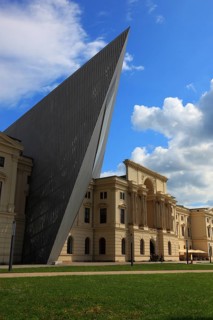 Military History Museum of the German Armed Forces, main arsenal building with wedge, architect