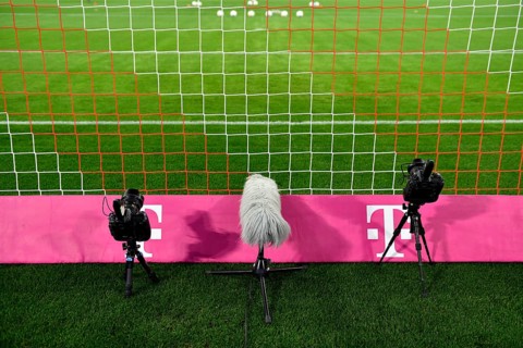 Backdoor cameras of photographers, remote, remote camera, outdoor microphone, Telekom logo, Allianz