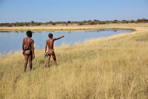Bushmen of the Ju/' Hoansi-San at a traditional hunt, village //Xa/oba, near Tsumkwe, Otjozondjupa