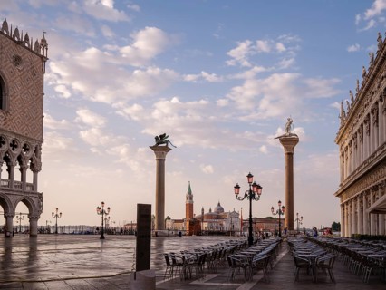 Piazetta San Marco, St Mark's Square, Doge's Palace on the left, Church of San Giorgio Maggiore in