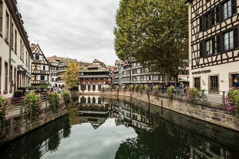 Half-timbered houses, La Petite France, River Ill, Strasbourg, Alsace, France, Europe