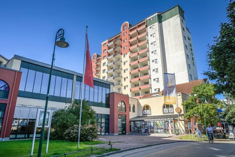 Kurhotel zu Heringsdorf, former FDGB holiday home Solidarität, Delbrückstraße, Heringsdorf, Usedom,