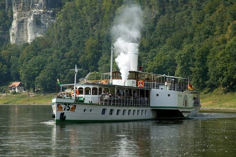 Elbe steamers in Saxon Switzerland