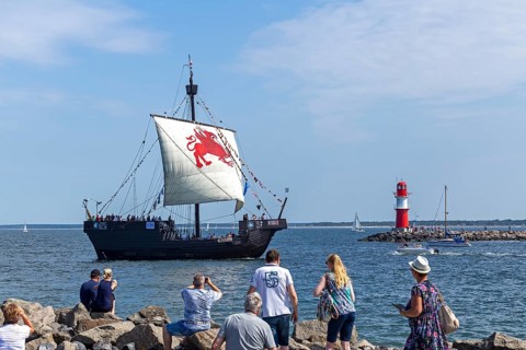 Hanseatic cog, Baltic Sea, pier light, Hanse Sail, Warnemünde, Rostock, Mecklenburg-Western