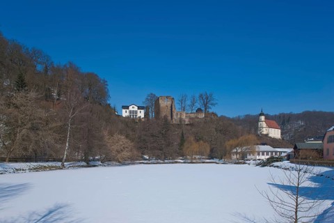 Tharandt Castle is the ruins of an important Spornburg for Saxon history on a mountain spur