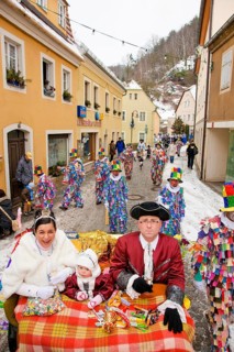 The traditional carnival parade in Bad Schandau marks the end of the boatmen's carnival parades in