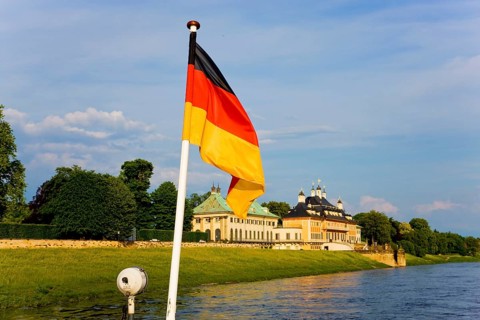 Pillnitz is a former suburb (incorporated in 1950) and is now a district of Dresden Pillnitz has