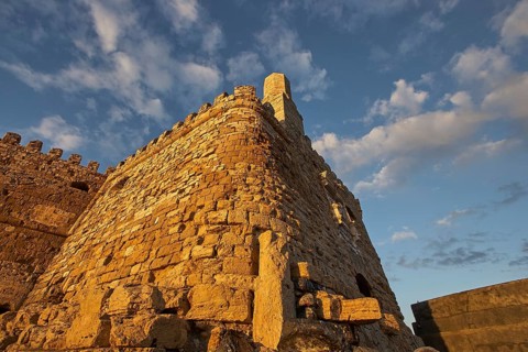 VMorning light, super wide angle, Venetian sea fortress, Koules, Morosini, harbour, blue sky, white