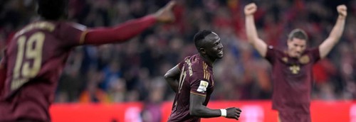 Goal celebration Sadio Mané FC Bayern Munich FCB, with Marcel Sabitzer Bayern FC Munich FCB,