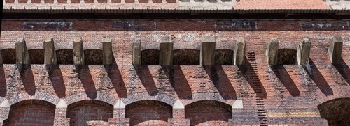 Detail of the masonry of the Congress Hall in the inner courtyard, unfinished National Socialist