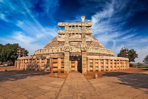 Great Stupa, ancient Buddhist monument. Sanchi, Madhya Pradesh, India, Asia
