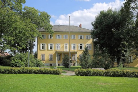 Palais Verna in Verna Park Stadtpark, Rüsselsheim, Hesse, Germany, Europe