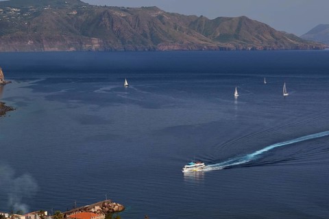 Jetty, hydrofoil, hydrofoil, sailboats, Lipari, Rinella, south coast, Salina, Aeolian Islands,