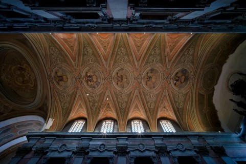 Interior, ceiling painting, ceiling, perspective painting, monastery, church Igreja e Convento da