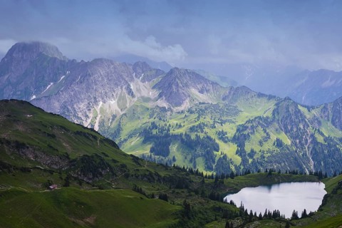 Panorama from Zeigersattel to Seealpsee, in the back left Höfats 2259m, Allgäu Alps, Allgäu,
