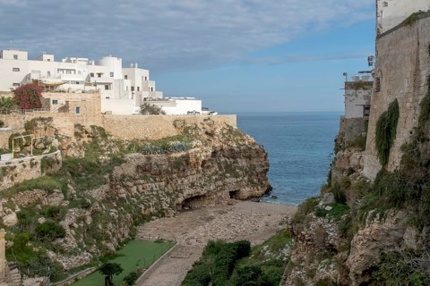View of the Llama Monachile bay, Polignano a Mare, Apulia, Italy, Europe