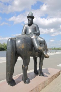Sculpture Leinreiter by Detlef Kraft 1996, equestrian figure, Rüsselsheim, Hesse, Germany, Europe