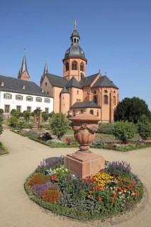 Garden with Einhard Basilica of St. Marcellinus and Peter, monastery complex, Seligenstadt, Main,