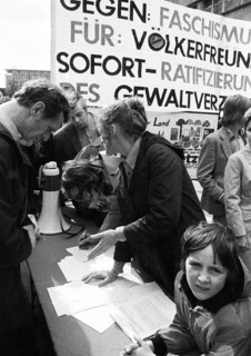 DKP supporters and leftists commemorated Hitler's invasion of the USSR on the 30th anniversary and