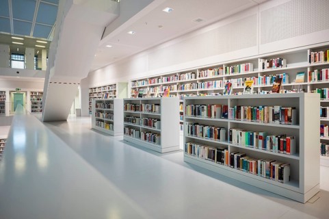 Interior photograph, bookshelf, books, city library, architect Eun Young Yi, Stuttgart,