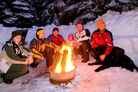 Altenberg winter camping by the campfire