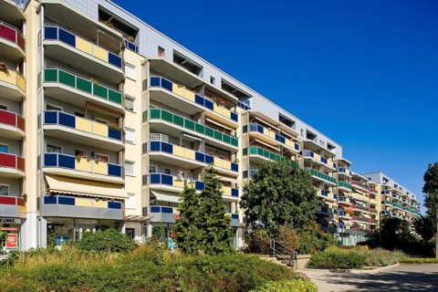 Riesa is a medium-sized town in the Saxon district of Meißen with 34, 777 inhabitants. It covers an