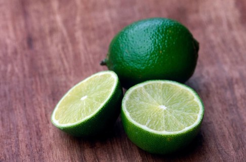 Lime fruit (Citrus aurantiifolia)