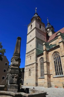 The city church, Holy Trinity, and the obelisk fountain in the city centre, Bayreuth, Upper