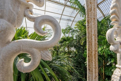 Railings, Palm House, oldest Victorian greenhouse in the world, Royal Botanic Gardens, Kew, London,
