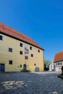 Ensemble of buildings at Münsingen Castle, on the left Old Castle, fruit cellar, town castle built