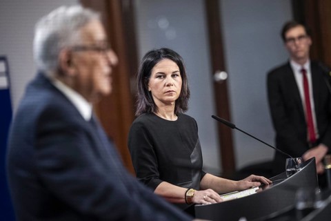 Annalena Baerbock (Buendnis 90 Die Gruenen), Bundesaussenministerin, trifft S.E. den