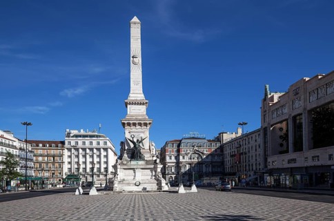 Praça dos Restauradores with monument to the Restoration War, Lisbon, Portugal, Europe