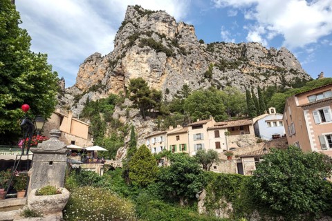 Moustiers-Sainte-Marie, Département Alpes-de-Haute-Provence, Region Provence-Alpes-Côte d'Azur,