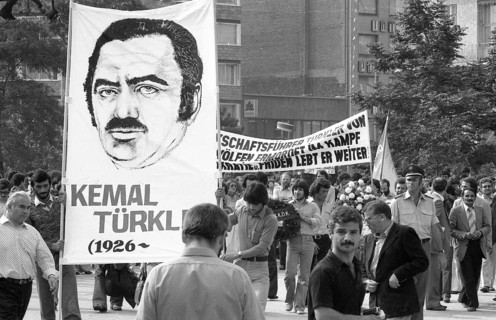 Silent march of Turks, occasion was the murder of trade union leader Kemal Tuerkler in Istanbul. 24
