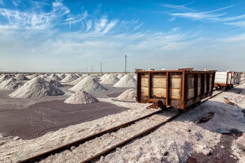 Rail road with railcart cart at salt mine at Sambhar Lake, Sambhar, Rajasthan, India, Asia