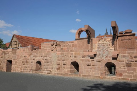 Stone wall of the imperial palace built 12th century, Gelnhausen, Hesse, Germany, Europe