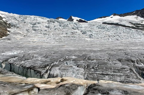 Glacier break at Ewigschneefeld, Konkordiaplatz, Grindelwald, Jungfrau Region, Bernese Oberland,