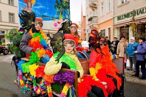 The traditional carnival parade in Bad Schandau marks the end of the boatmen's carnival parades in
