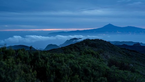 Sunrise, view of Mount Teide from Alto de Garajonay, Tenerife, Garajonay National Park, La Gomera,